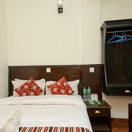 Hotel Admire Pokhara Pvt. Ltd. Extérieur photo
