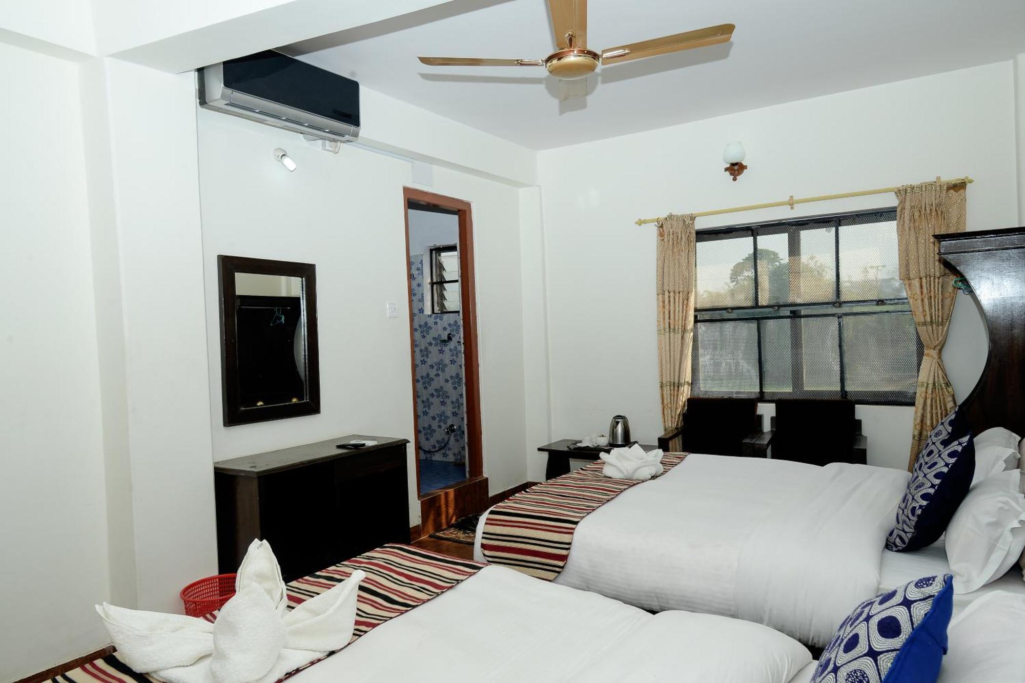 Hotel Admire Pokhara Pvt. Ltd. Extérieur photo