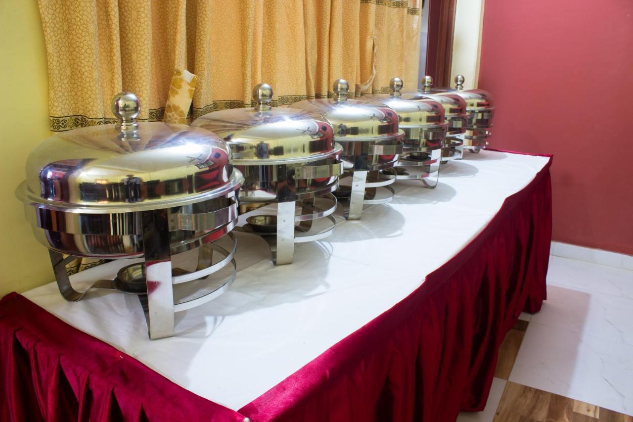 Hotel Admire Pokhara Pvt. Ltd. Extérieur photo